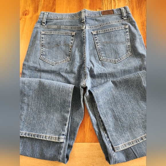 Lee Relaxed Straight Leg Womens Jeans Size 10 Long. Great Jeans - Picture 1 of 6